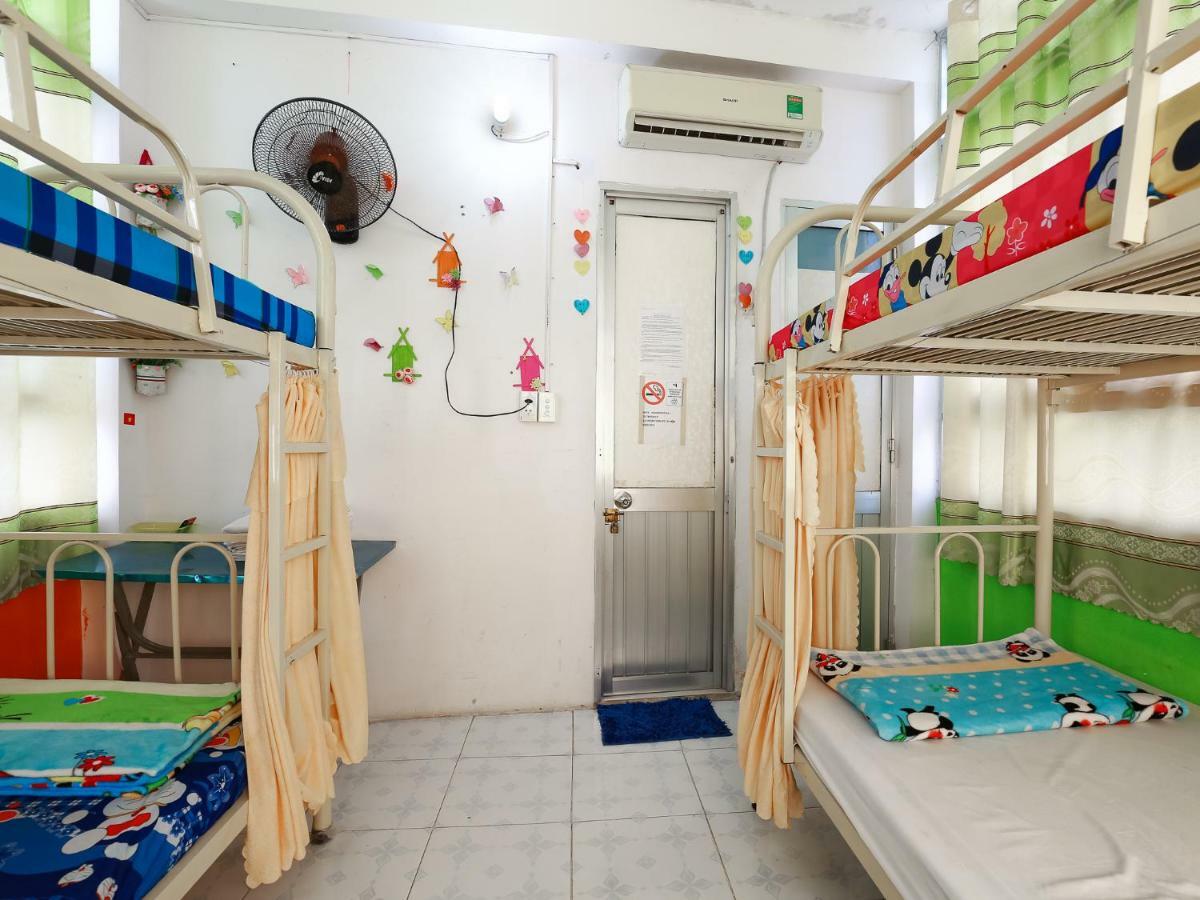 Color House Hostel โฮจิมินห์ซิตี้ ภายนอก รูปภาพ